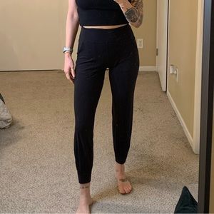 LULULEMON ALIGN JOGGERS